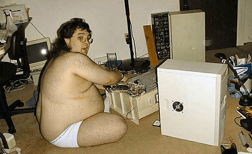 Про админа и его годзилловидных подруг