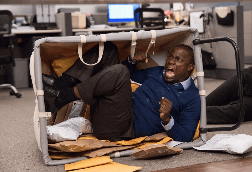 Укрсиббанк: 2 года стажироваться до джуна, чтоб в ветхом офисе за неимением кухни жрать за компом и раболепствовать перед владыкой