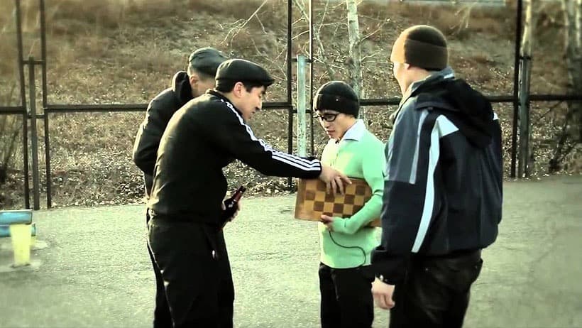 Про гопников