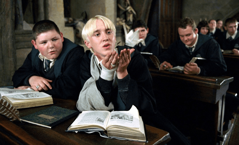 Компьютерная Академия ШАГ: одни малолетки обучают других